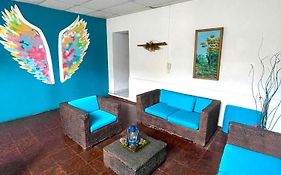 Hotel Y Cafe Ixmati Suchitoto